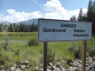 sign: Quicksand/Sable mouvante